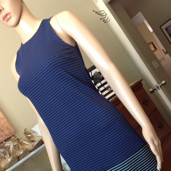Color block with black pinstripe midi dress R012 - Picture 3 of 8